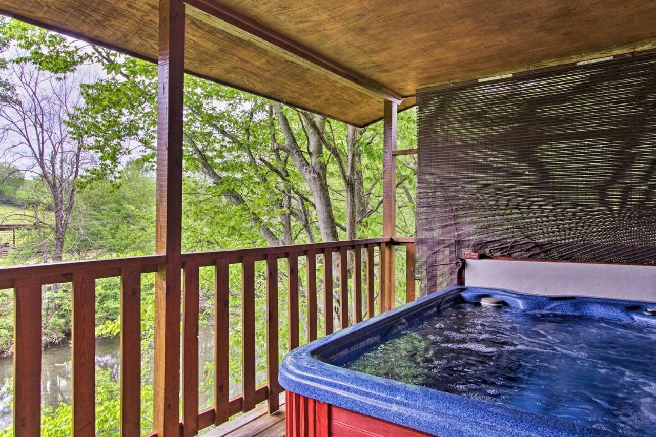 River Rush- Cozy Riverfront Cabin 5 Mi To Pigeon Forge Сивиървил Екстериор снимка