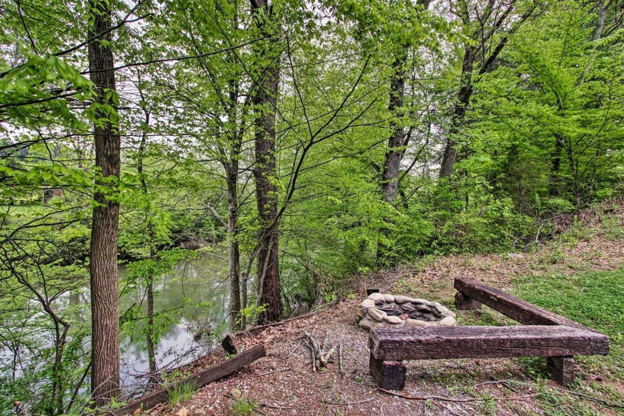 River Rush- Cozy Riverfront Cabin 5 Mi To Pigeon Forge Сивиървил Екстериор снимка